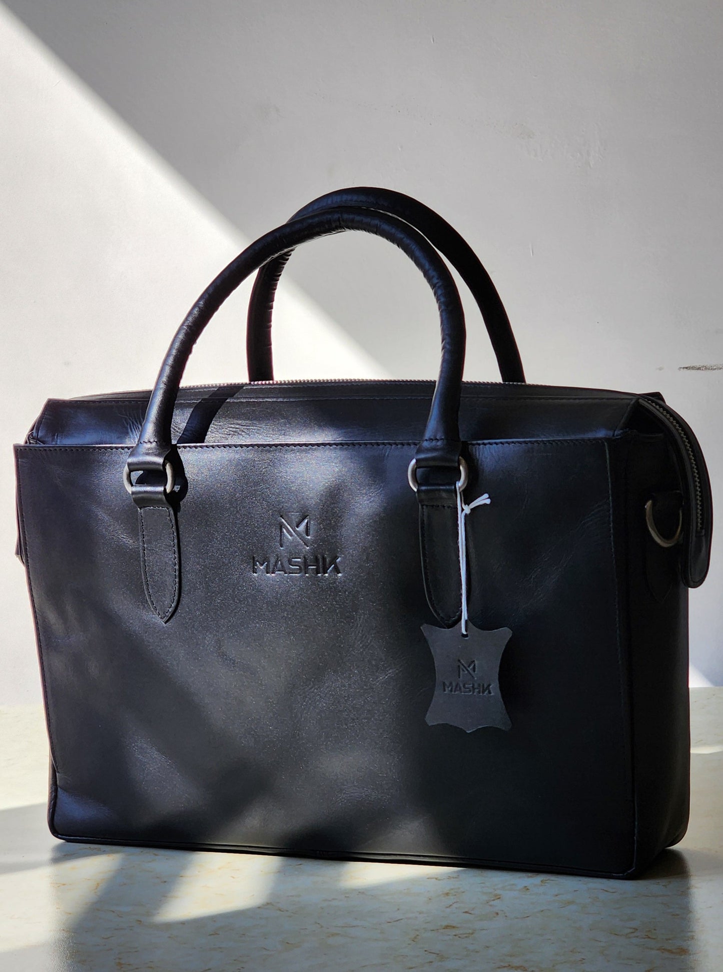 Amy Tote – Classic Black