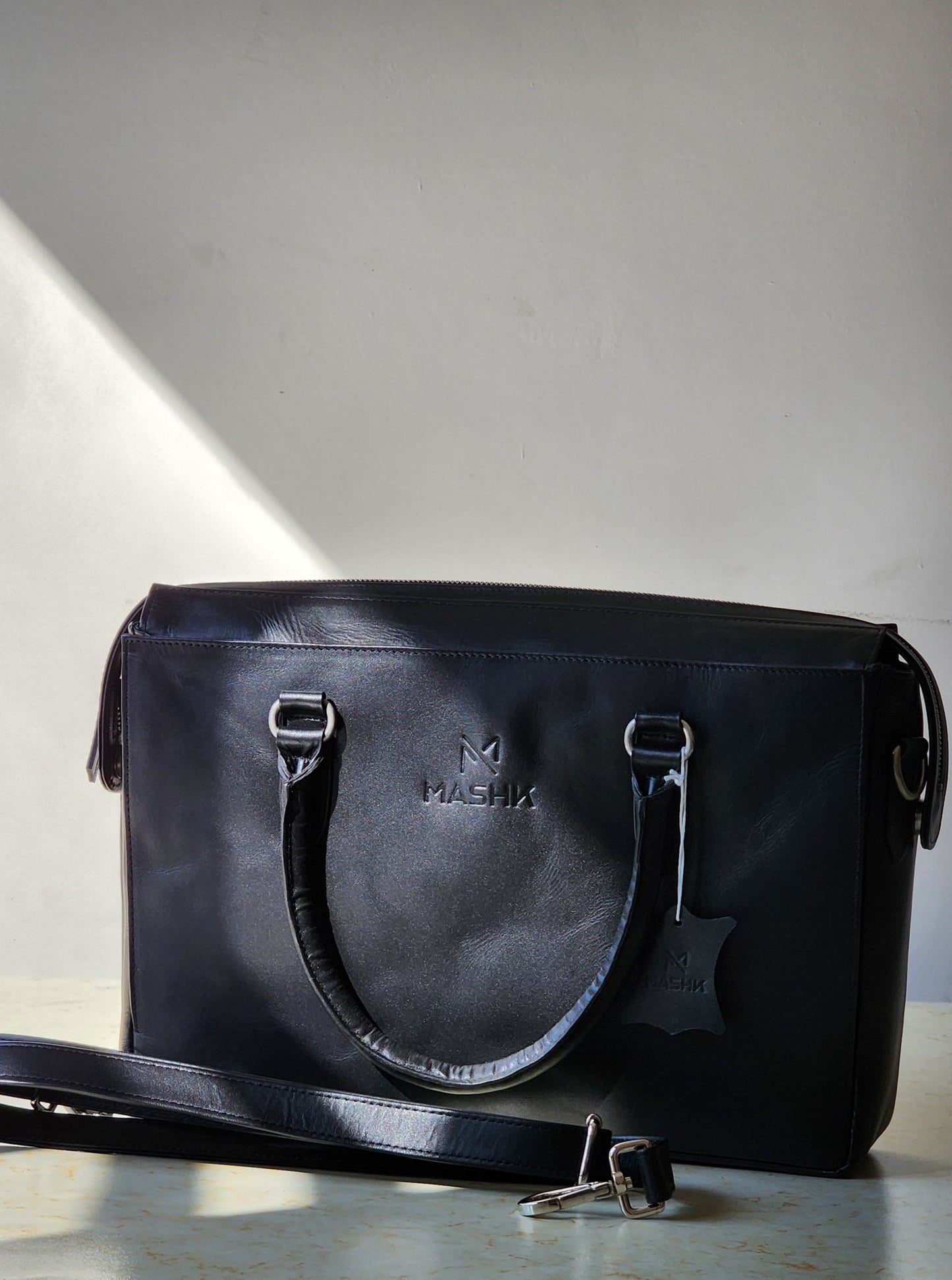 Amy Tote – Classic Black