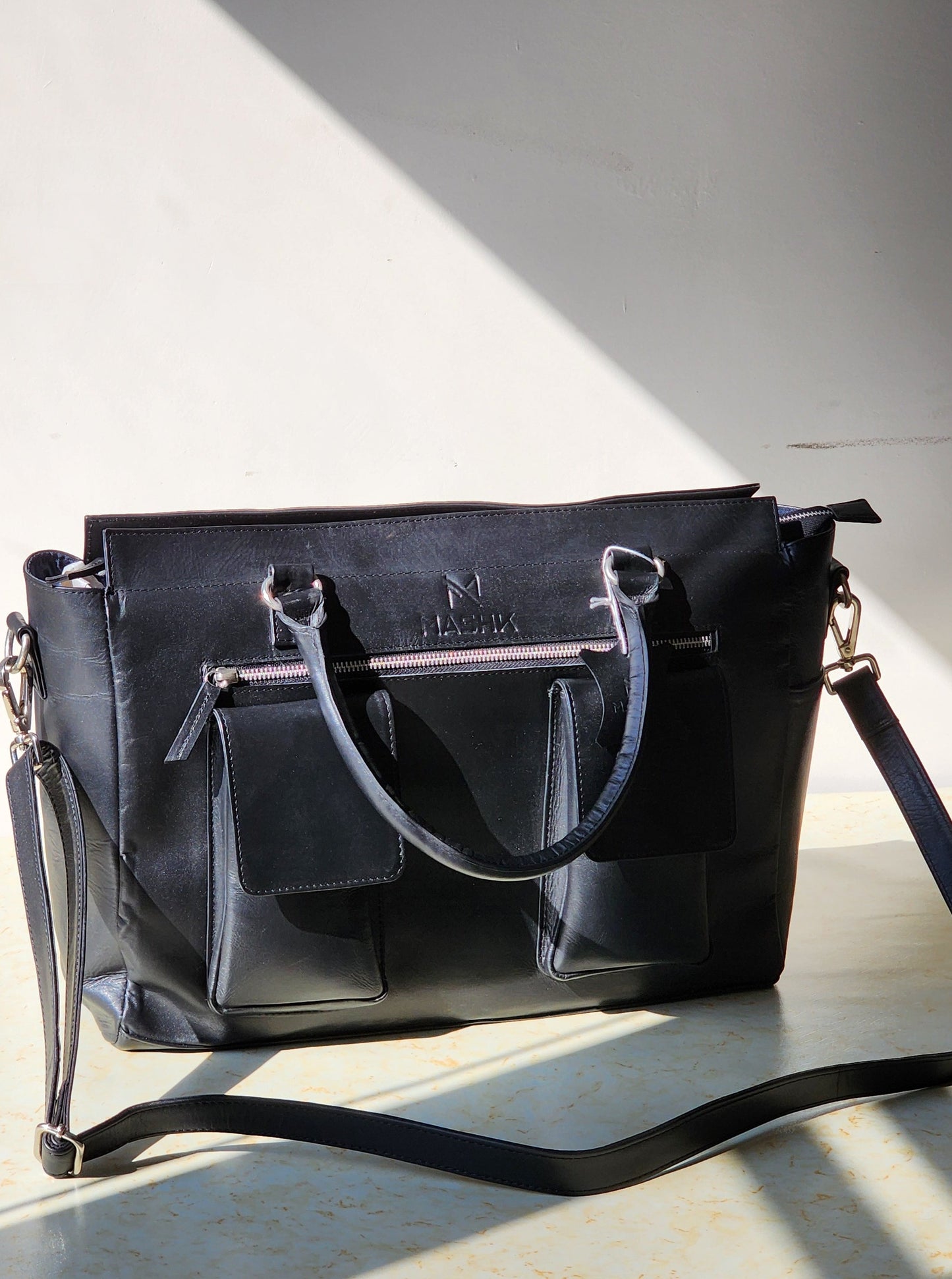 Olsen Tote – Classic Black